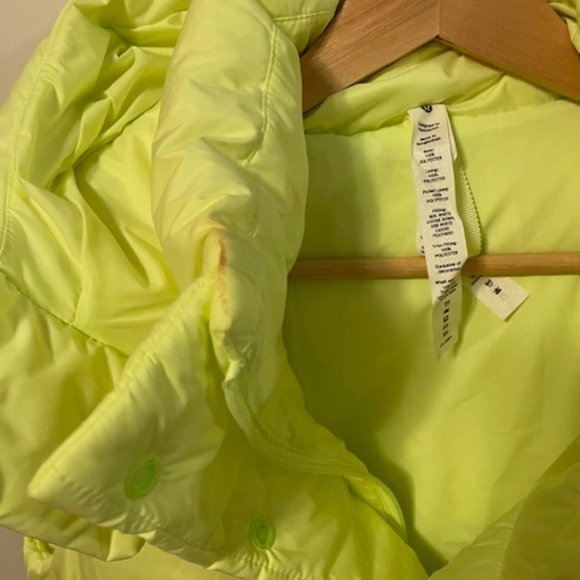 LULULEMON WONDER PUFF CROPPED VEST BNWT - Picture 4 of 8